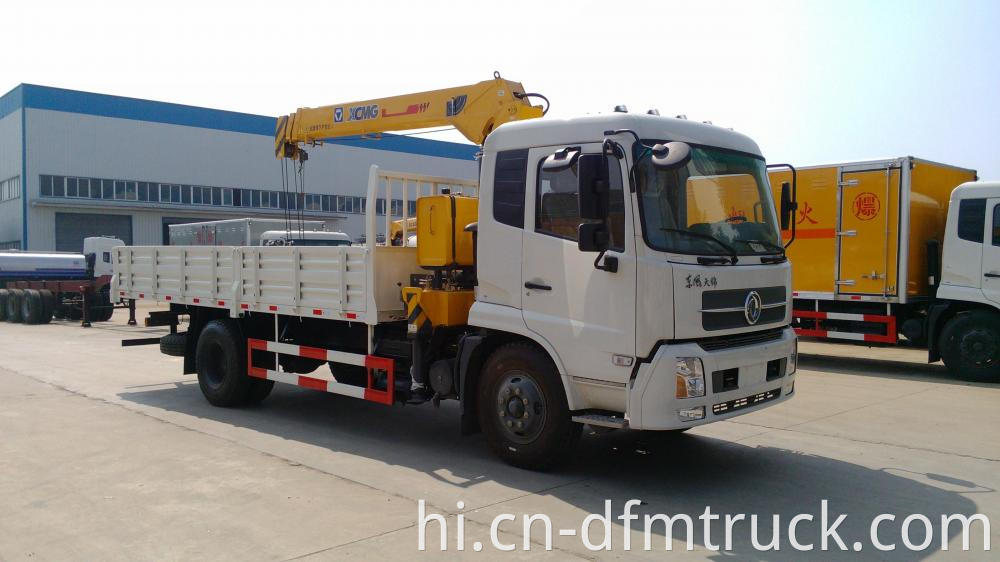 Dfl1120 Truck With Crane 2 Jpg